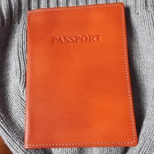 J CREW PASSPORT HOLDER